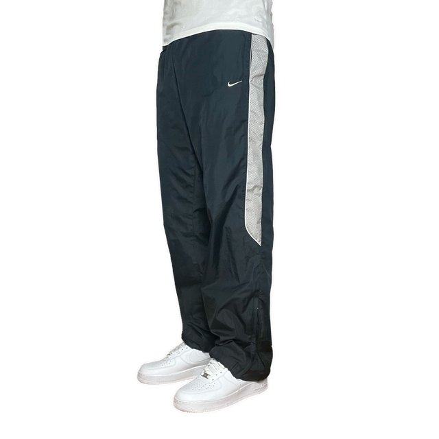 Nike Trackpants (M-L)